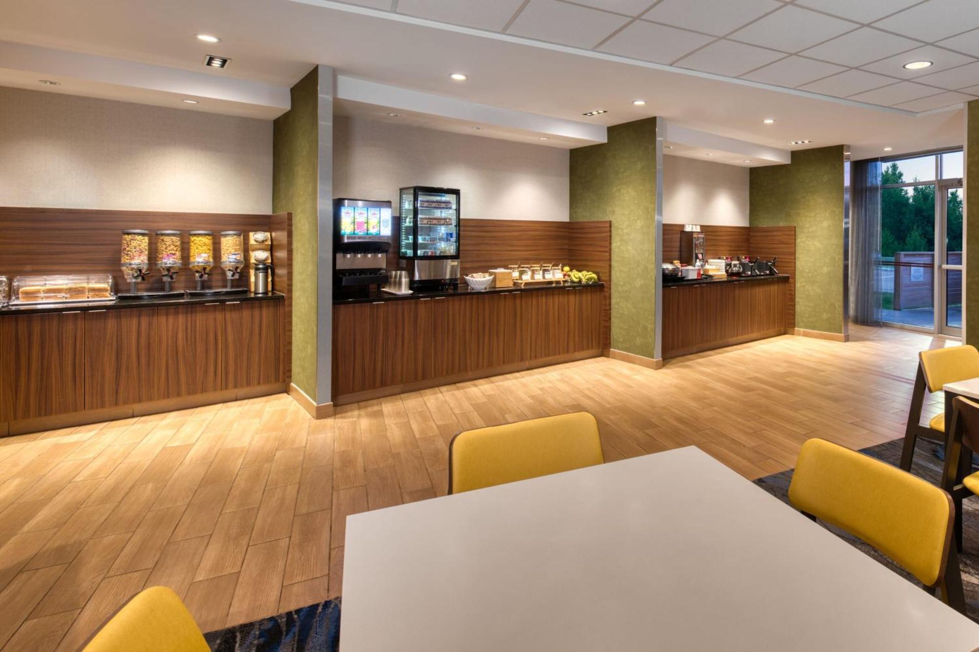 Fairfield Inn & Suites By Marriott Moncton Zewnętrze zdjęcie