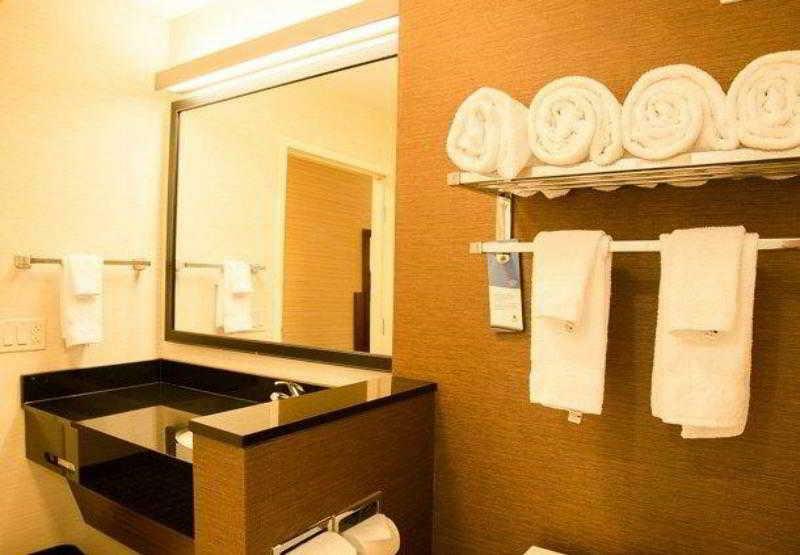 Fairfield Inn & Suites By Marriott Moncton Zewnętrze zdjęcie